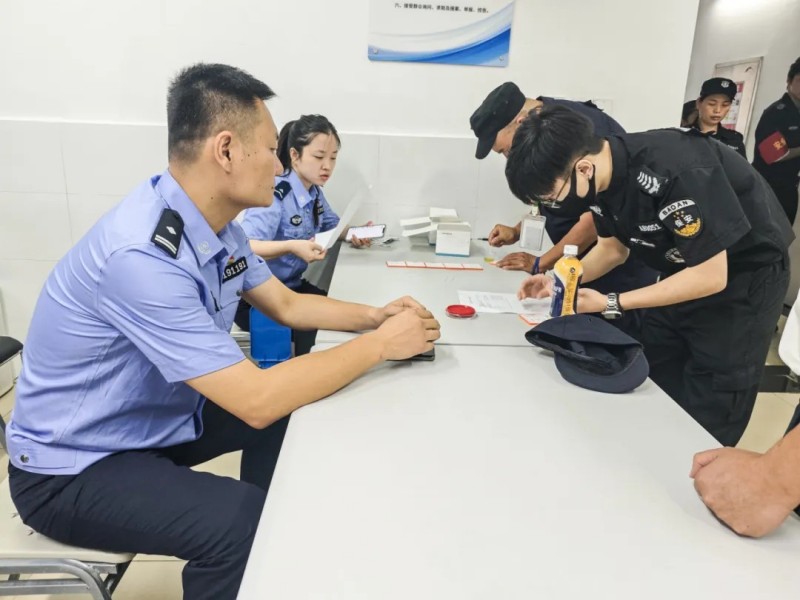長沙紅光保安服務(wù)有限公司,長沙安保服務(wù),長沙安全服務(wù),長沙非武裝押運,勞務(wù)派遣服務(wù)