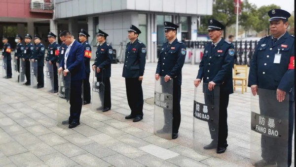 長(zhǎng)沙紅光保安服務(wù)有限公司,長(zhǎng)沙安保服務(wù),長(zhǎng)沙安全服務(wù),長(zhǎng)沙非武裝押運(yùn),勞務(wù)派遣服務(wù)