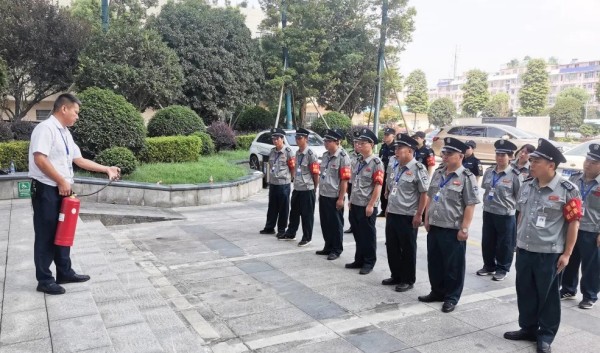 長沙紅光保安服務(wù)有限公司,長沙安保服務(wù),長沙安全服務(wù),長沙非武裝押運,勞務(wù)派遣服務(wù)